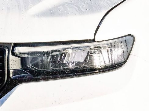 New 2025 Jeep Grand Cherokee Altitude image 5