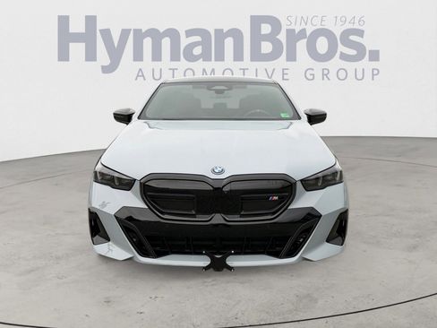 Used 2024 BMW i5 M60 w/ Executive Package image 8