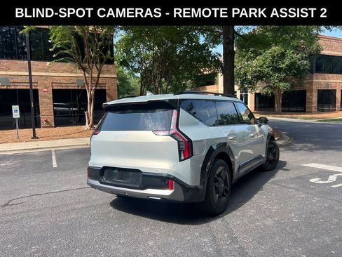 Used 2024 Kia EV9 GT-Line AWD/4WD image 3