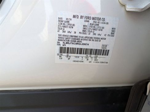 Certified 2024 Lincoln Aviator Reserve w/ Equipment Group 201A image 34