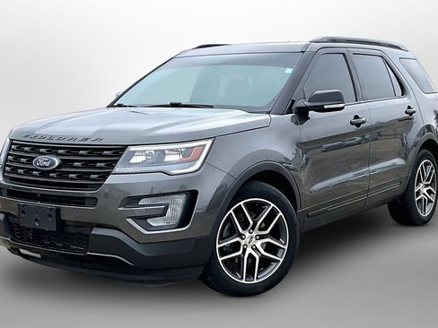 Used 2017 Ford Explorer Sport w/ Equipment Group 401A image 13