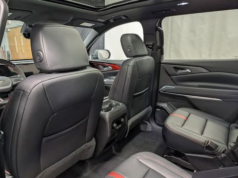 New 2026 Chevrolet Traverse RS image 16