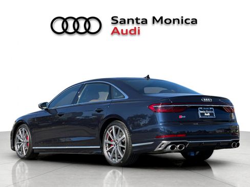 Used 2024 Audi S8 image 6