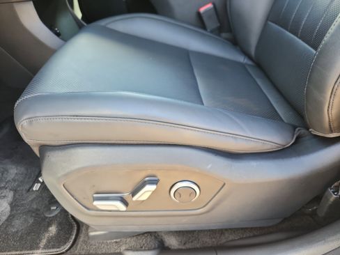 Used 2025 Hyundai Santa Fe XRT AWD/4WD image 8