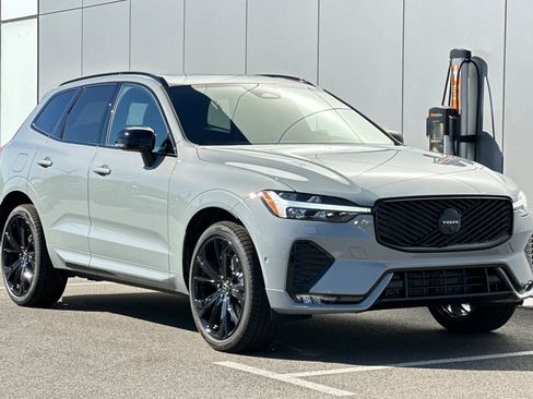 New 2026 Volvo XC60 B5 Ultra w/ Protection Package Premier AWD/4WD image 7