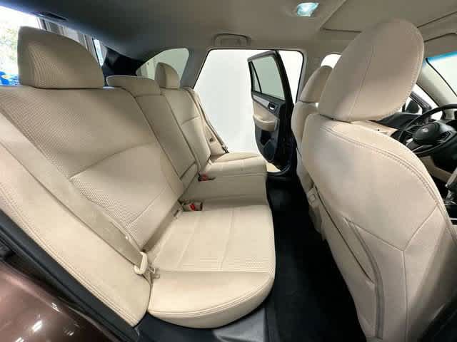 Used 2019 Subaru Outback 2.5i Premium w/ Popular Package #2 AWD/4WD image 24