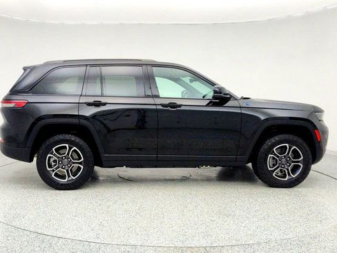 Used 2024 Jeep Grand Cherokee Trailhawk image 4