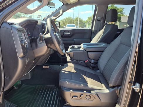 Used 2022 Chevrolet Silverado 1500 Custom RWD image 16