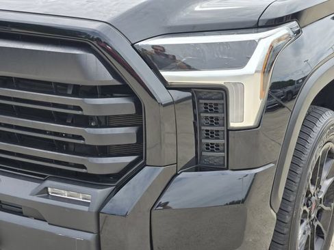 Used 2023 Toyota Tundra SR5 AWD/4WD image 7