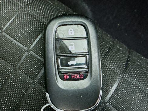 Used 2023 Honda HR-V LX image 33