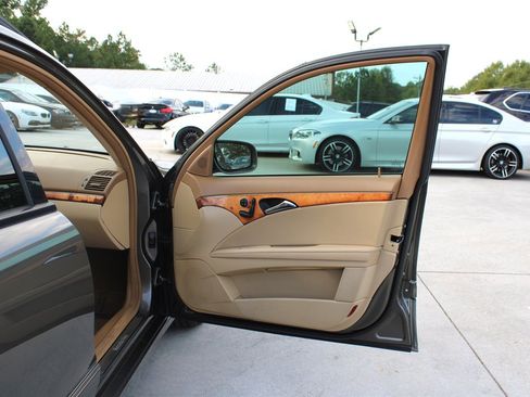 Used 2008 Mercedes-Benz E 350 4MATIC Wagon image 26