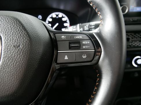Used 2025 Honda HR-V Sport image 28