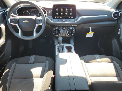 New 2025 Chevrolet Blazer LT w/ Midnight/Sport Edition image 8