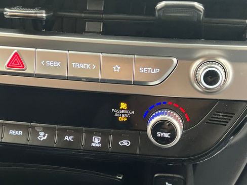 Used 2025 Kia Telluride S FWD image 62