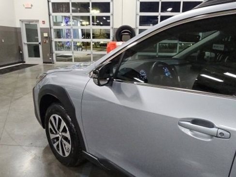 Certified 2025 Subaru Outback Premium w/ Popular Package #1A image 50