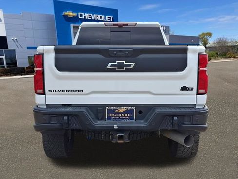 Used 2025 Chevrolet Silverado 2500 ZR2 w/ ZR2 Bison Edition AWD/4WD image 23