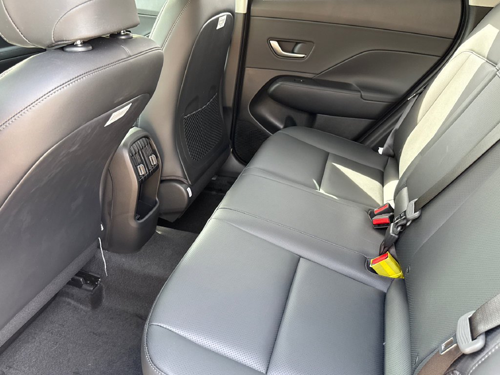 New 2026 Hyundai Kona Limited FWD image 18