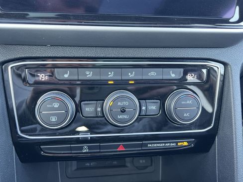 Used 2022 Volkswagen Atlas SEL image 21