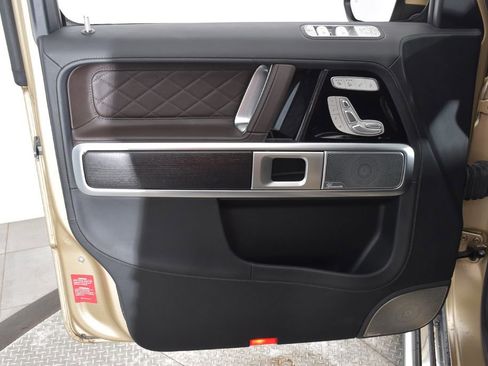 Used 2023 Mercedes-Benz G 550 image 10