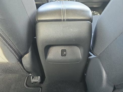 Used 2025 Nissan Sentra SV FWD image 26
