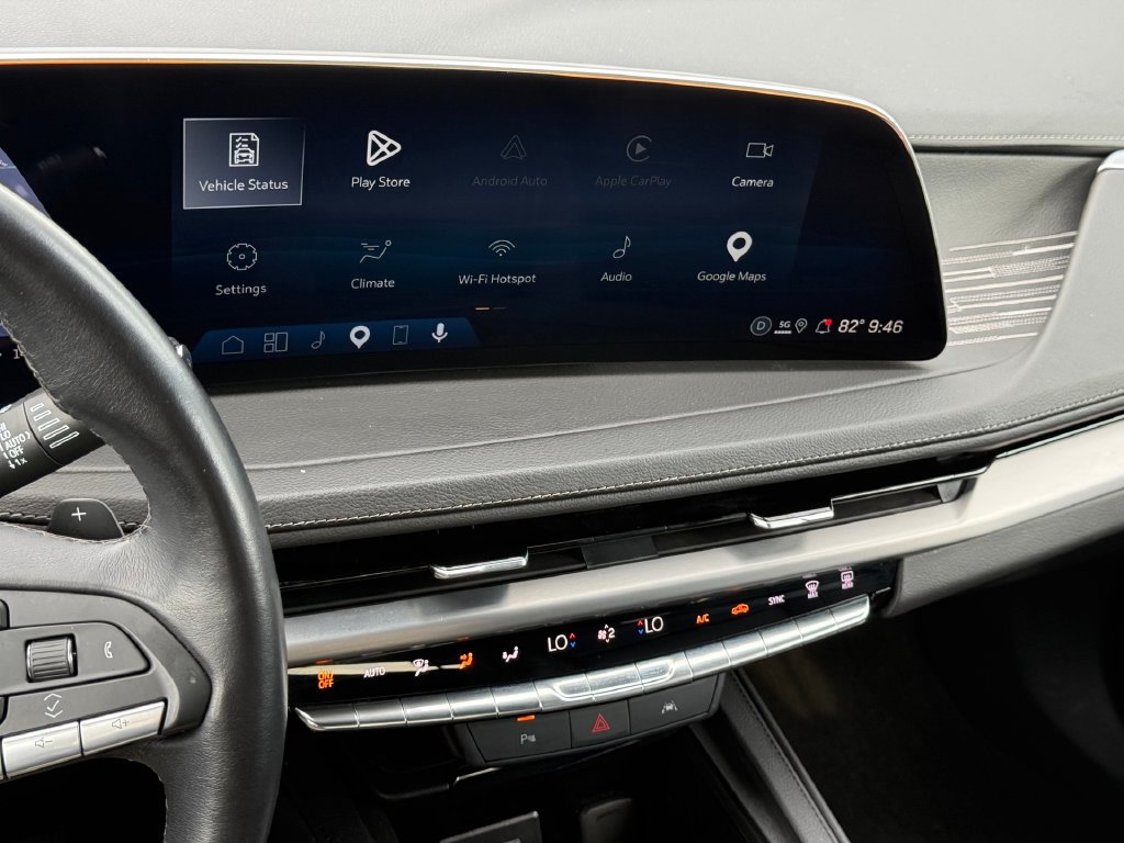 Used 2025 Cadillac XT4 Premium Luxury FWD image 14