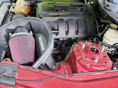 Used 2016 Ford Mustang Premium w/ Equipment Group 201A RWD image 17