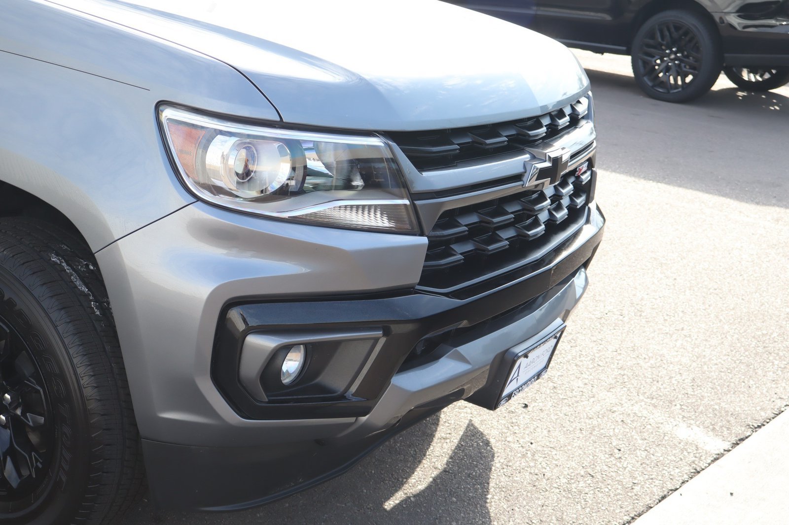 Used 2022 Chevrolet Colorado Z71 w/ Trail Boss Package AWD/4WD image 9