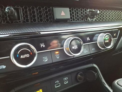 Used 2025 Honda CR-V EX-L image 29