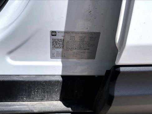 Used 2024 Chevrolet Equinox LT AWD/4WD image 4