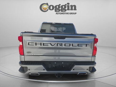 Used 2021 Chevrolet Silverado 1500 LT Trail Boss w/ Convenience Package II image 4