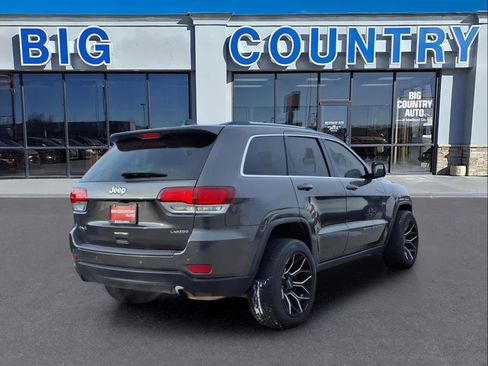 Used 2021 Jeep Grand Cherokee Laredo image 5