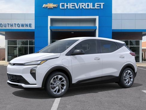 New 2027 Chevrolet Bolt LT w/ Comfort Package FWD image 26