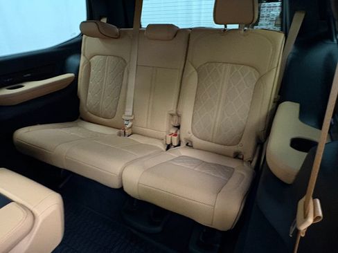 Certified 2025 Jeep Grand Wagoneer Series III w/ Rear Seat Video Group 1 AWD/4WD image 25