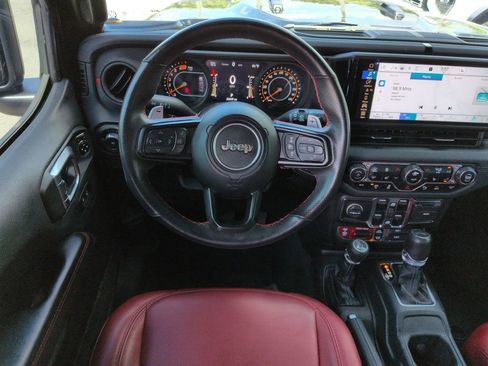 Used 2024 Jeep Wrangler Unlimited Rubicon 392 image 16