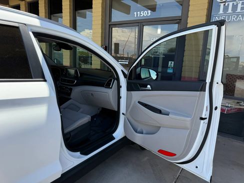 Used 2020 Hyundai Tucson Value FWD image 22