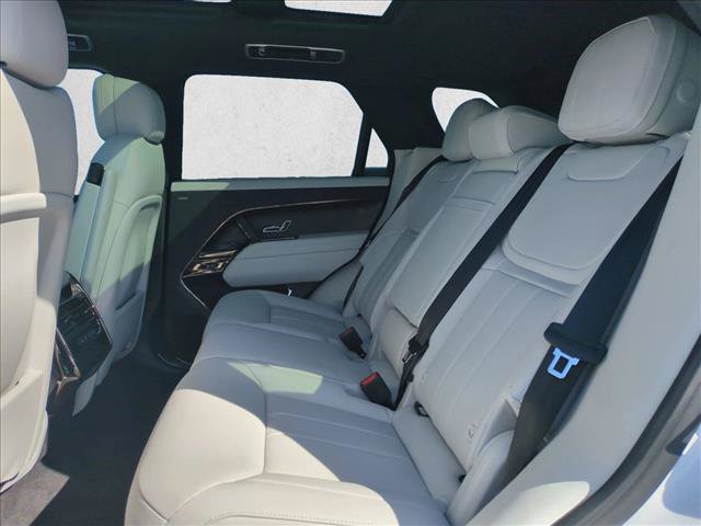 New 2027 Land Rover Range Rover Sport SE AWD/4WD image 16