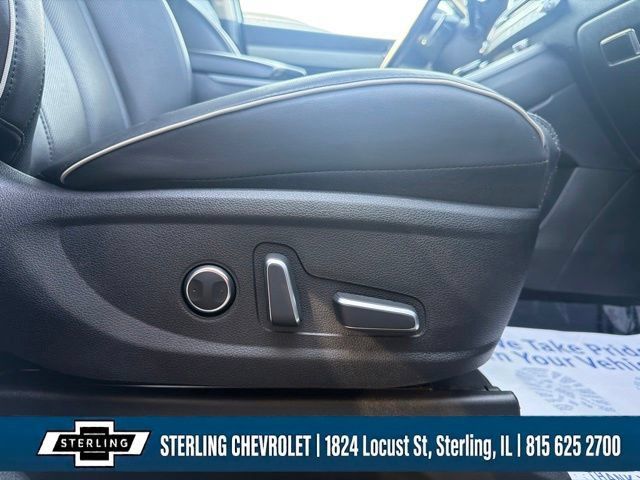 Used 2025 Hyundai Palisade SEL AWD/4WD image 25