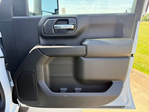 Used 2025 Chevrolet Silverado 2500 Custom w/ Custom Value Package AWD/4WD image 20