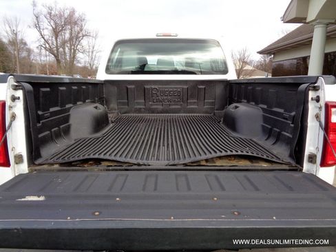 Used 2014 Ford F250 XL w/ Power Equipment Group image 16