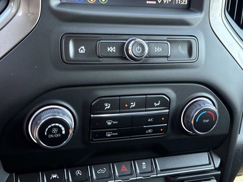 Used 2025 Chevrolet Silverado 1500 W/T w/ WT Value Package image 13