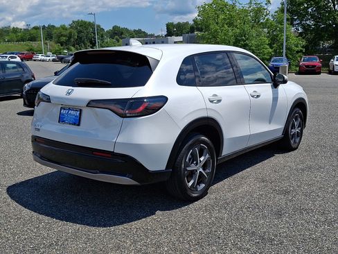 Used 2025 Honda HR-V EX-L image 6