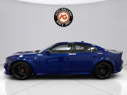 Used 2021 Dodge Charger SRT Hellcat w/ Harman/Kardon Audio Group RWD image 7