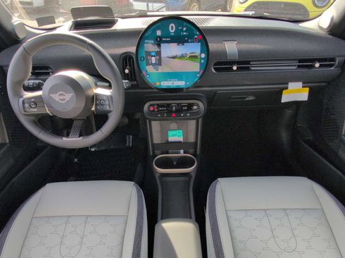 New 2026 MINI Cooper 4-Door Hardtop image 16