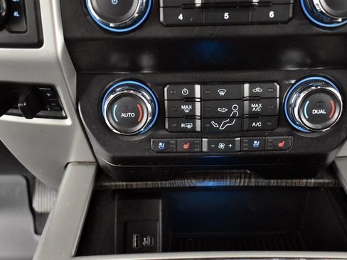 Used 2020 Ford F250 Lariat image 34