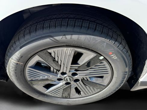 New 2026 Nissan Murano SL image 10