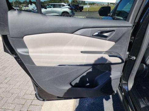 New 2026 Chevrolet Traverse LT w/ Driver Confidence Package image 13