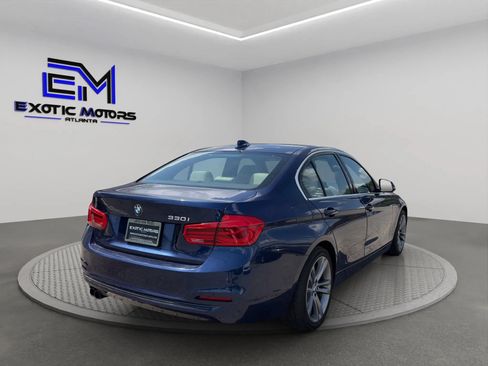 Used 2017 BMW 330i Sedan w/ Premium Package RWD image 5