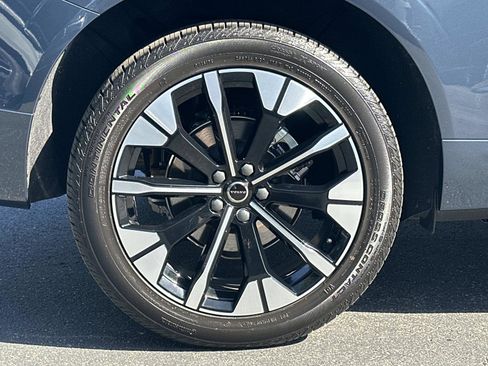 Certified 2026 Volvo XC60 B5 Plus w/ Protection Package Premier image 26