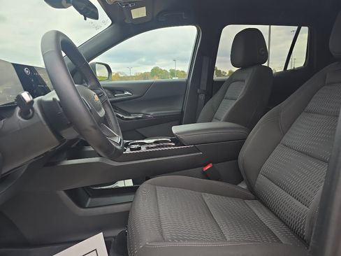 Used 2026 Chevrolet Equinox LT image 25