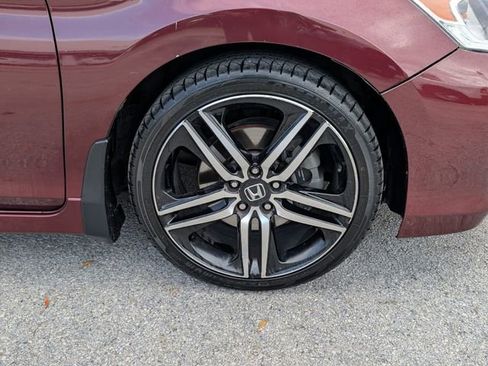 Used 2016 Honda Accord Sport image 19